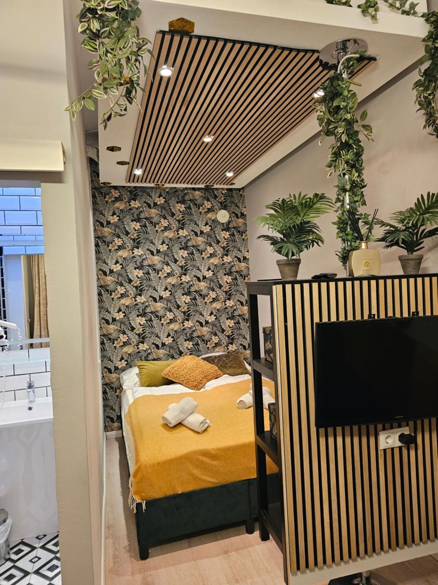 Urban Boutique Hotel 2*